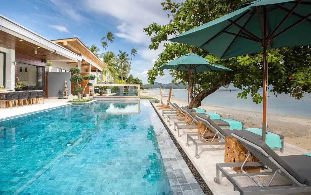 Exquisite Balinese style 7 bedroom pool villa on the beach in Laem Sor-VIL0160 — vue 1