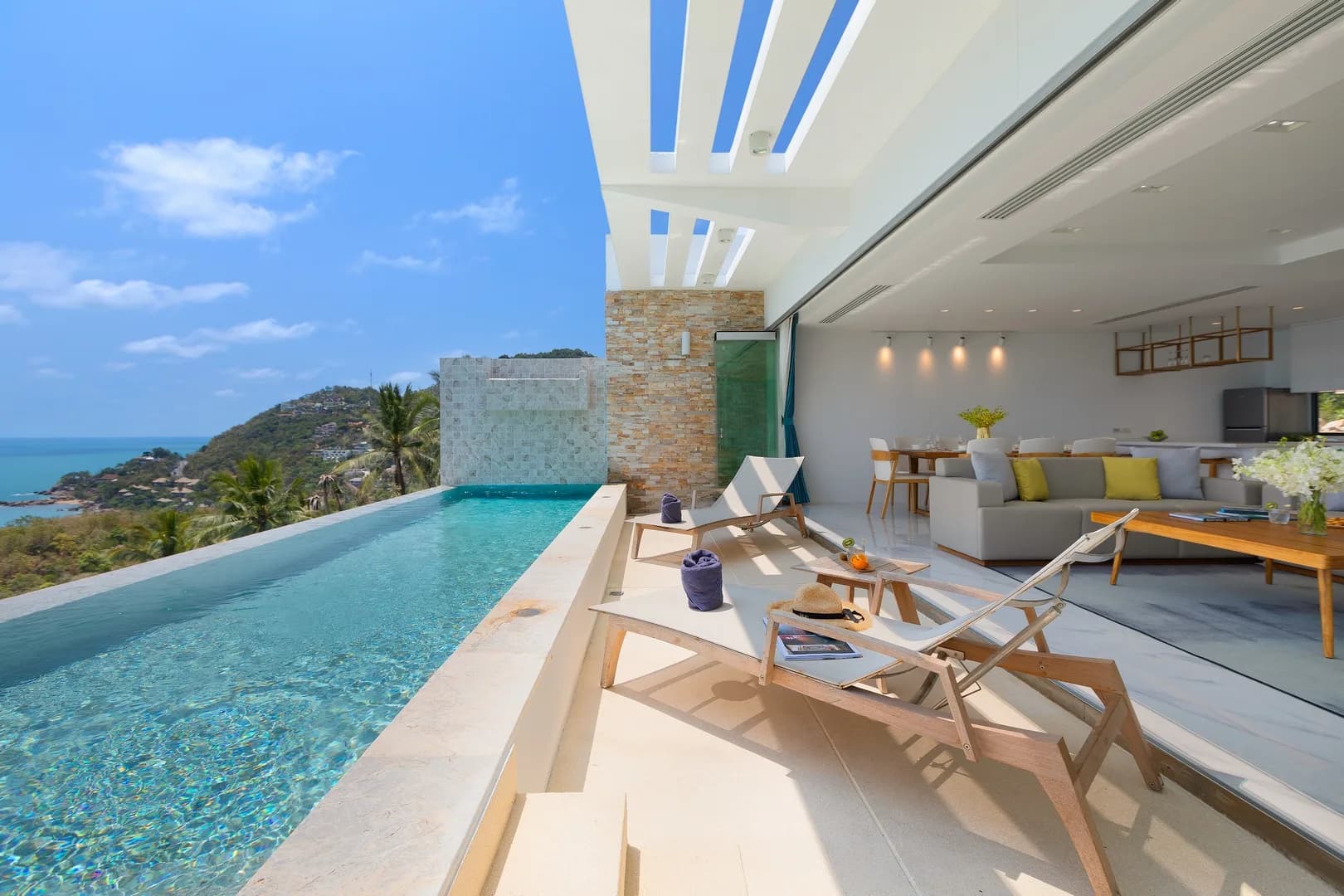ocean views 3 bedroom duplex villa in Chaweng Noi – VIL0240 — vue 1
