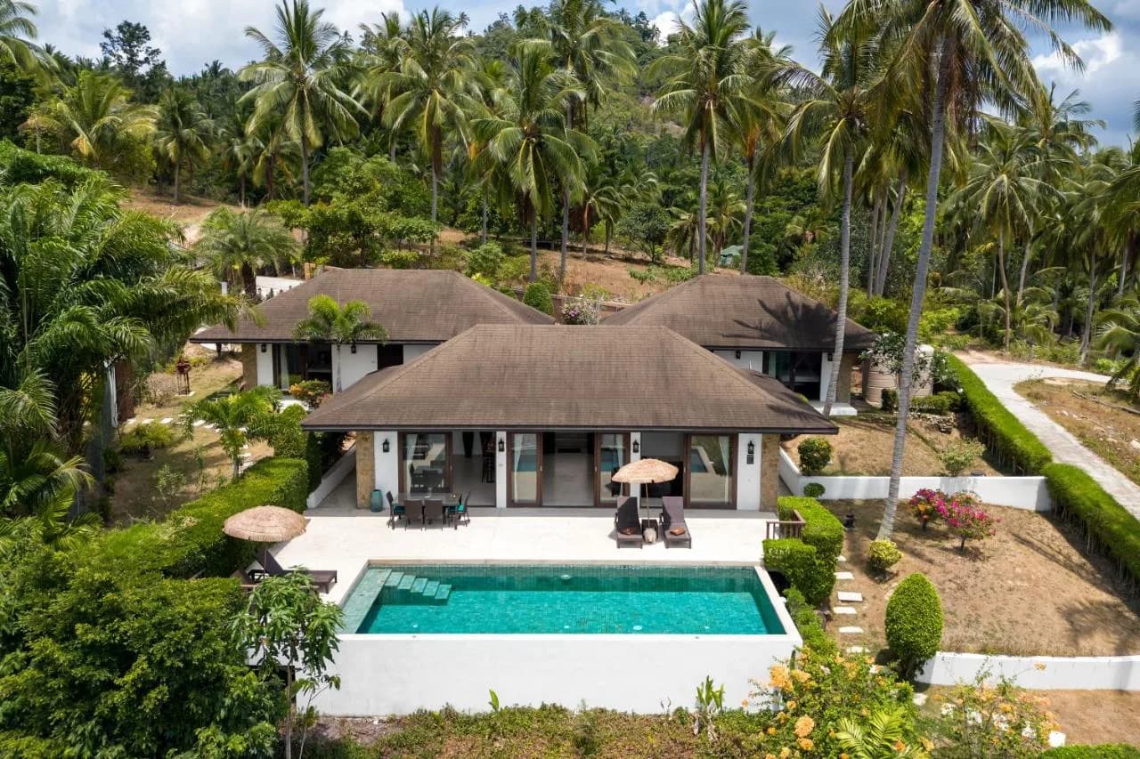 Balinese style 3 bedroom sea view villa on the hills of Chaweng Noi – VIL0551 — vue 1