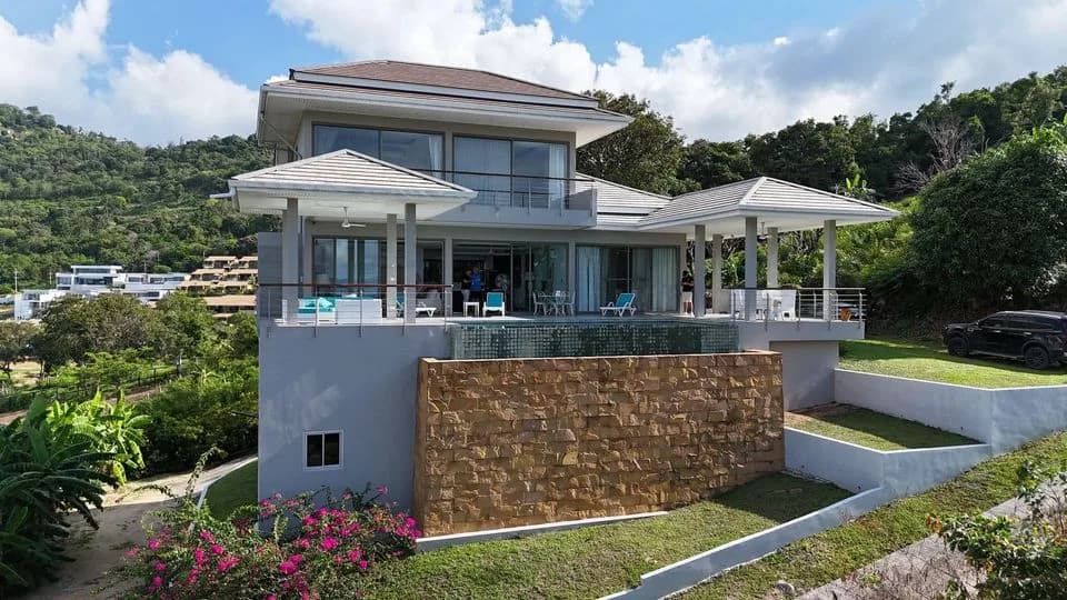 Modern 3 bedroom villa with sea views and large plot in a sought-after area – VIL0607 — vignette 2