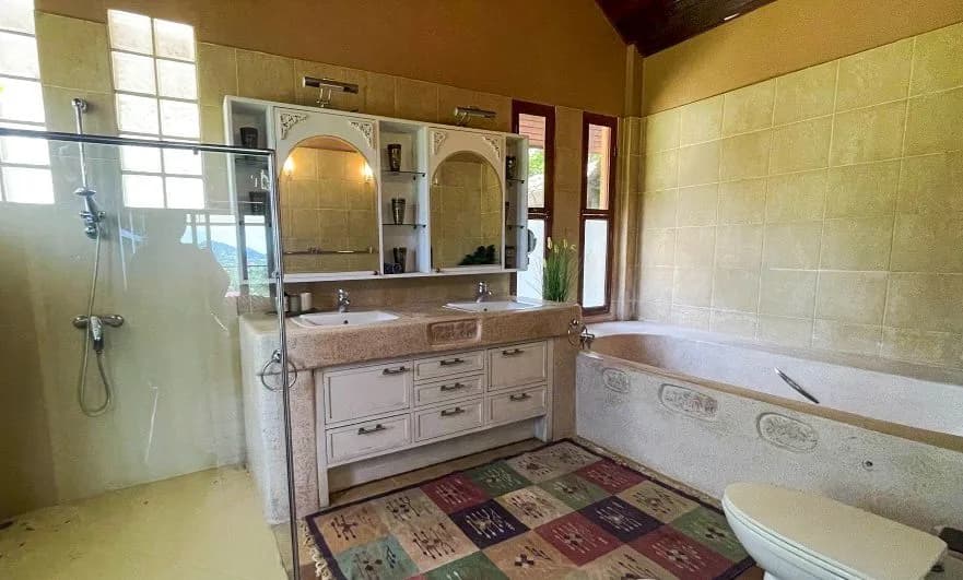 GREAT DEAL! Spacious 4 bedroom sea view villa with a private pool in Chaweng — vignette 6