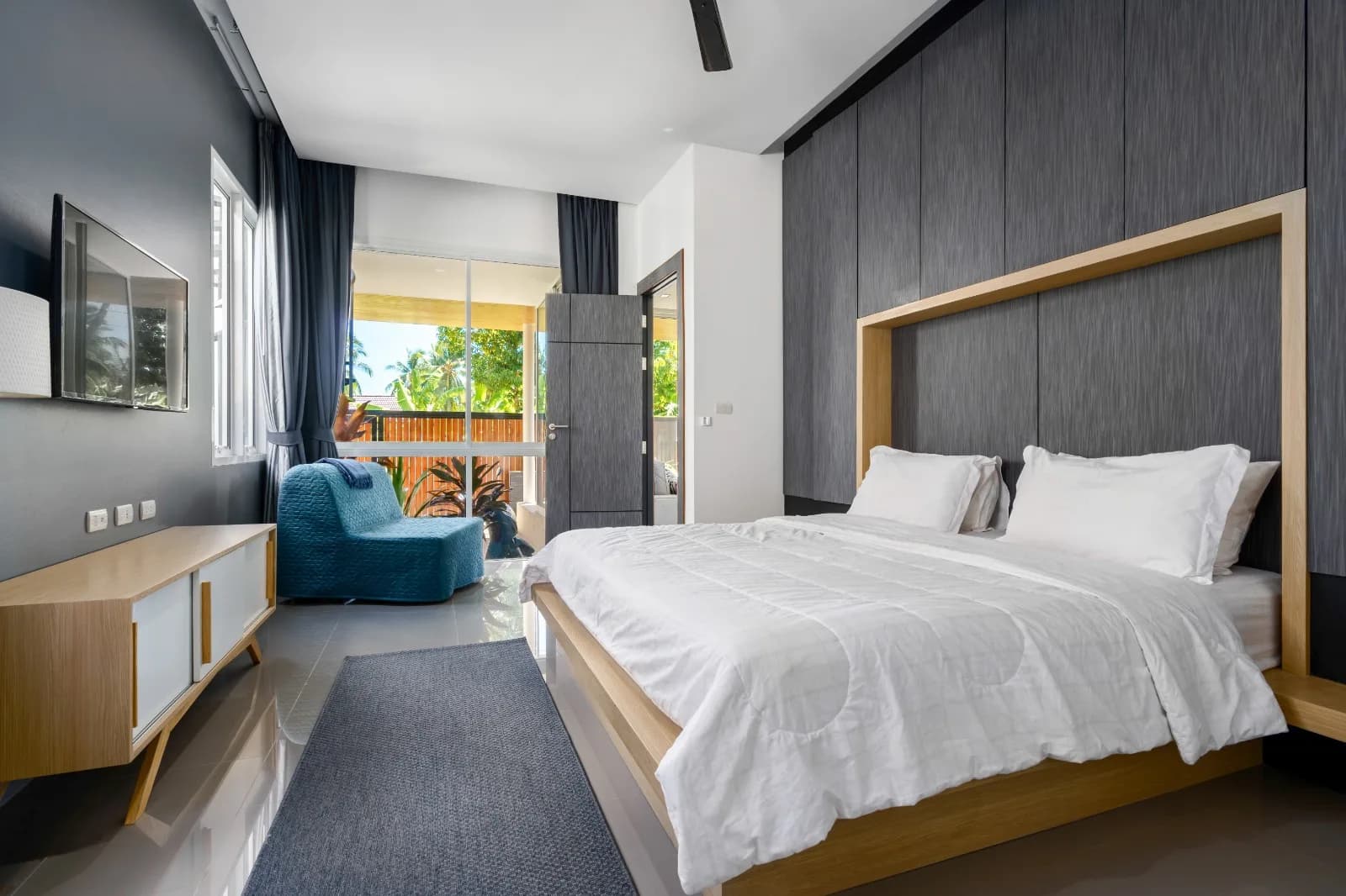 Modern 2 bedroom villa with a shared pool in a quite area of Maenam-VIL0011 — vue 1