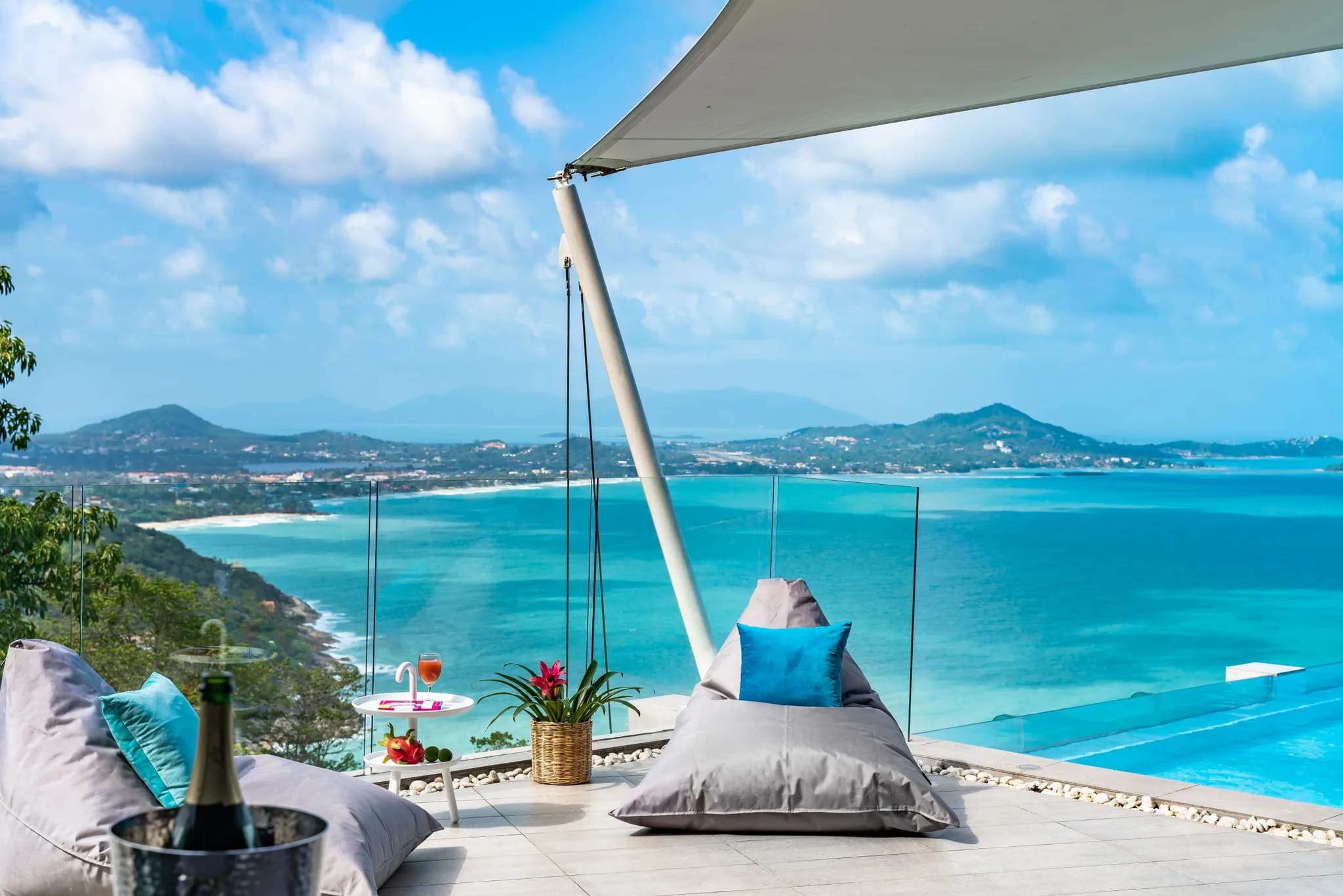 2 Sumptuous 6 bedroom villa with Million Dollar sea views in Chaweng Noi-VIL0015 — vue 1