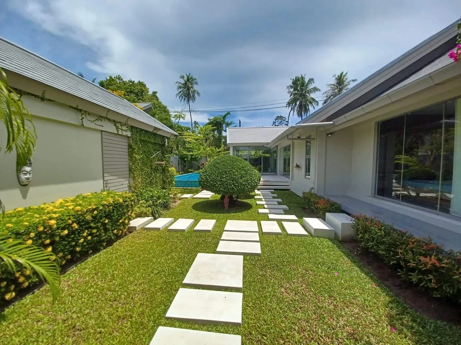 Cozy 3 bedroom private pool villa in a secured residence in Bophut-VIL0035 — vue 1