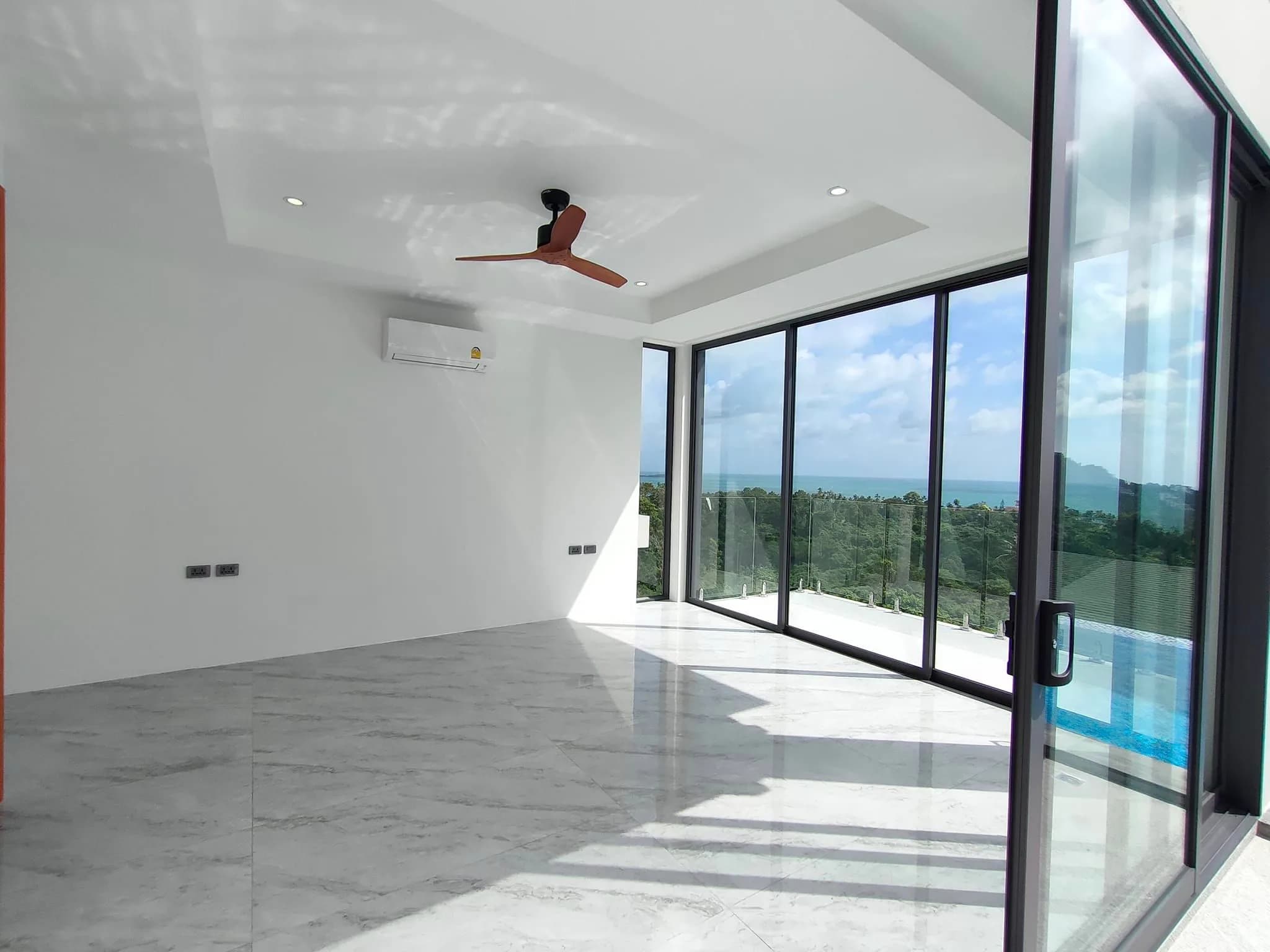 Modern 3 bedroom sea view villa for sale at Chaweng Noi the most popular location, off plan development-VIL0049 — vue 1
