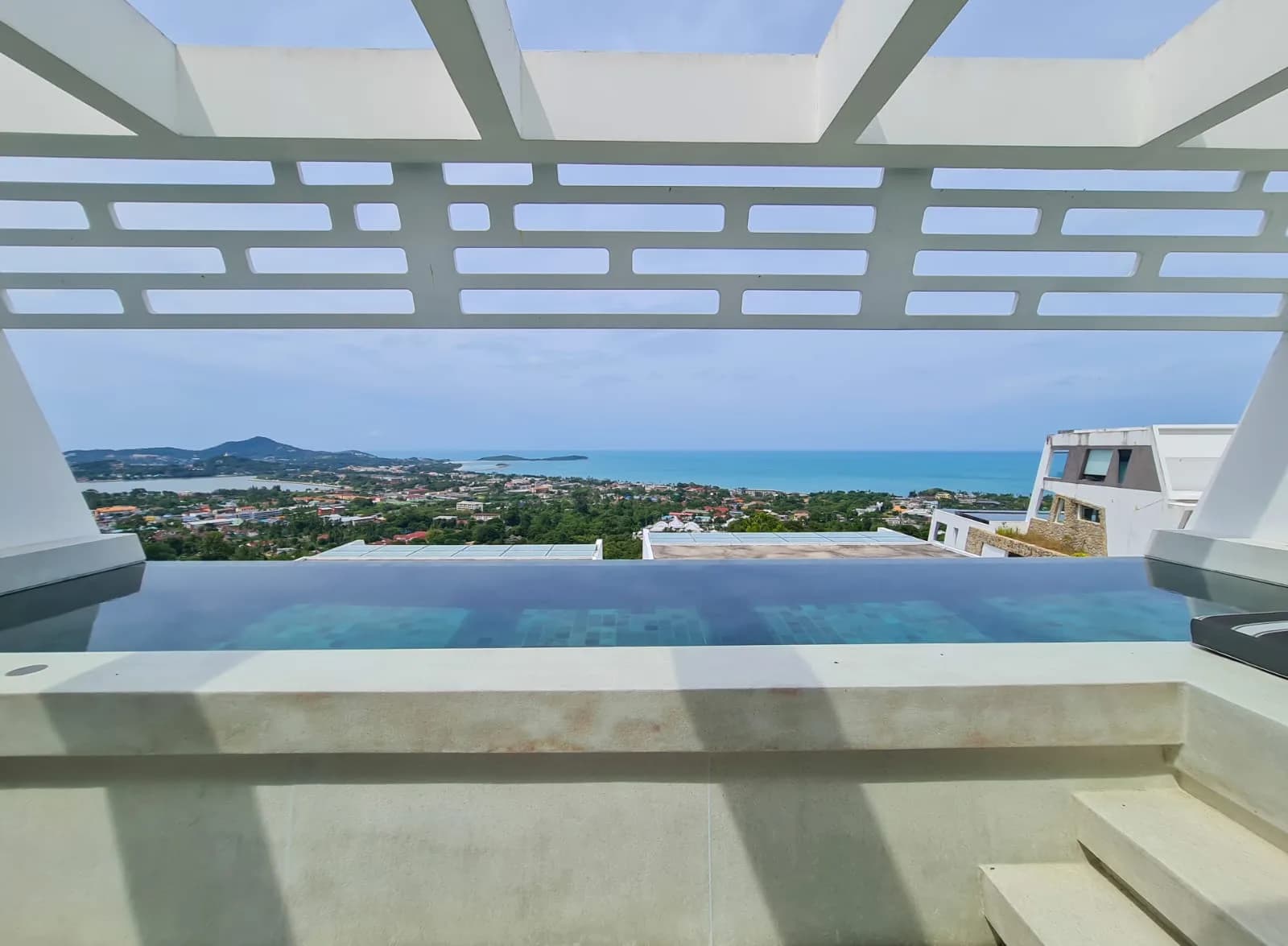 3 bedroom sea view villa with private pool in the complex in Chaweng-VIL0080 — vue 1