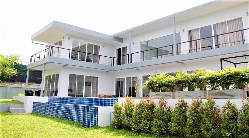 5 bedroom villa in Bang Rak in a close distance to the beach-VIL0082 — vue 1