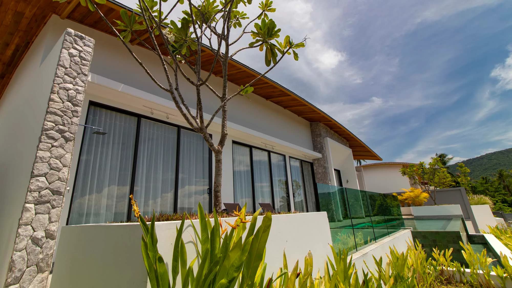 3 bedroom sea view villa with a private pool in a quite area of Maenam-VIL0083 — view 1