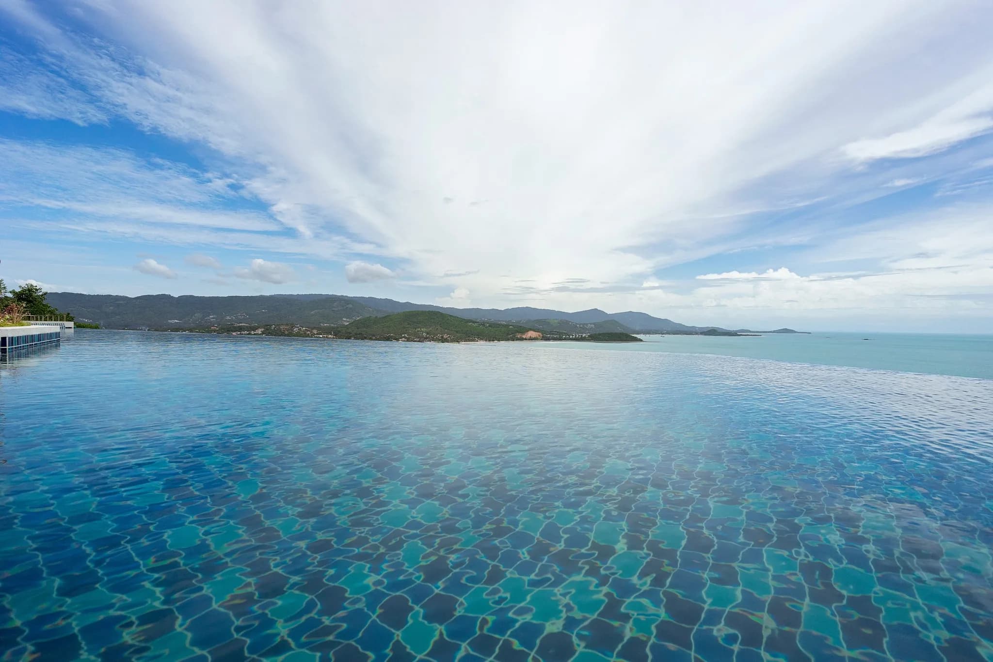 Luxury 2 bedroom apartment with amazing sea & sunset views in Bang Rak area-VIL0122 — vue 1