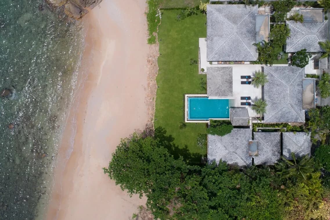 Luxury beachfront villa with 4 bedrooms and private swimming pool in Choengmon-VIL0125 — vue 1