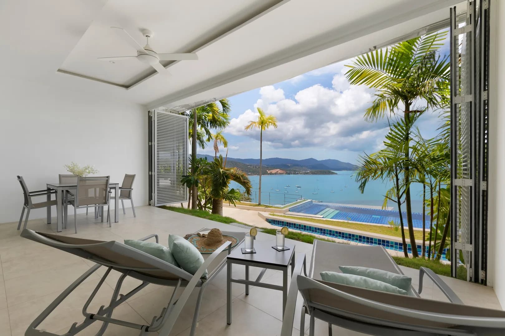 Modern 2 bedroom apartment with amazing sea & sunset views in Bang Rak area-VIL0136 — vue 1