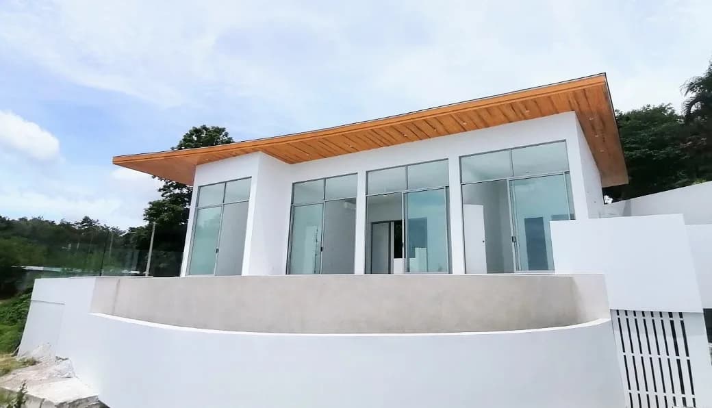 New modern 3 bedroom villa with a pool and amazing sea view in Choeng Mon-VIL0144 — vue 1