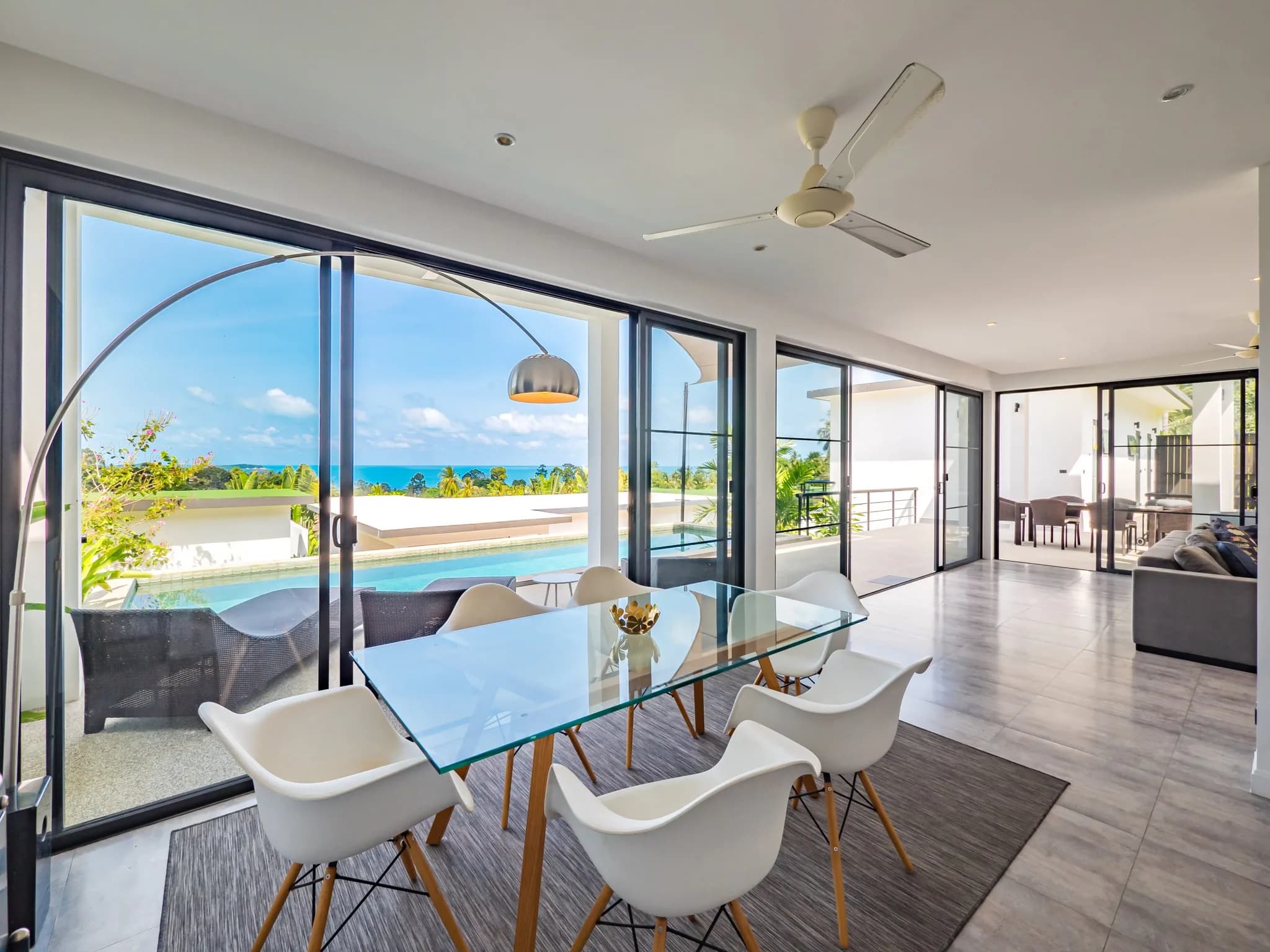 Modern 3 bedroom private pool villa with sea view only 100 meters from PBISS International School of Samui-VIL0173 — vue 1