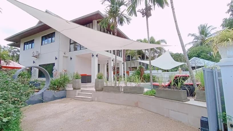 Affordable 4 bedroom villa with a pool walking distance to Bangrak beach – VIL0254 — vue 1
