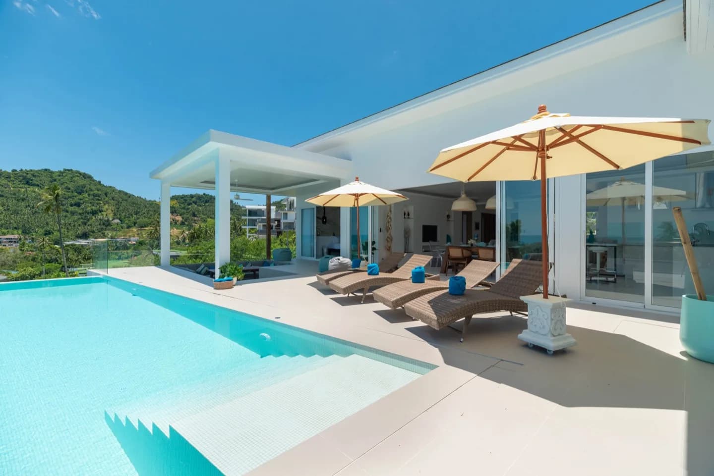 Oriental style 4 bedroom sea view villa in Chaweng Noi – VIL0332 — vue 1