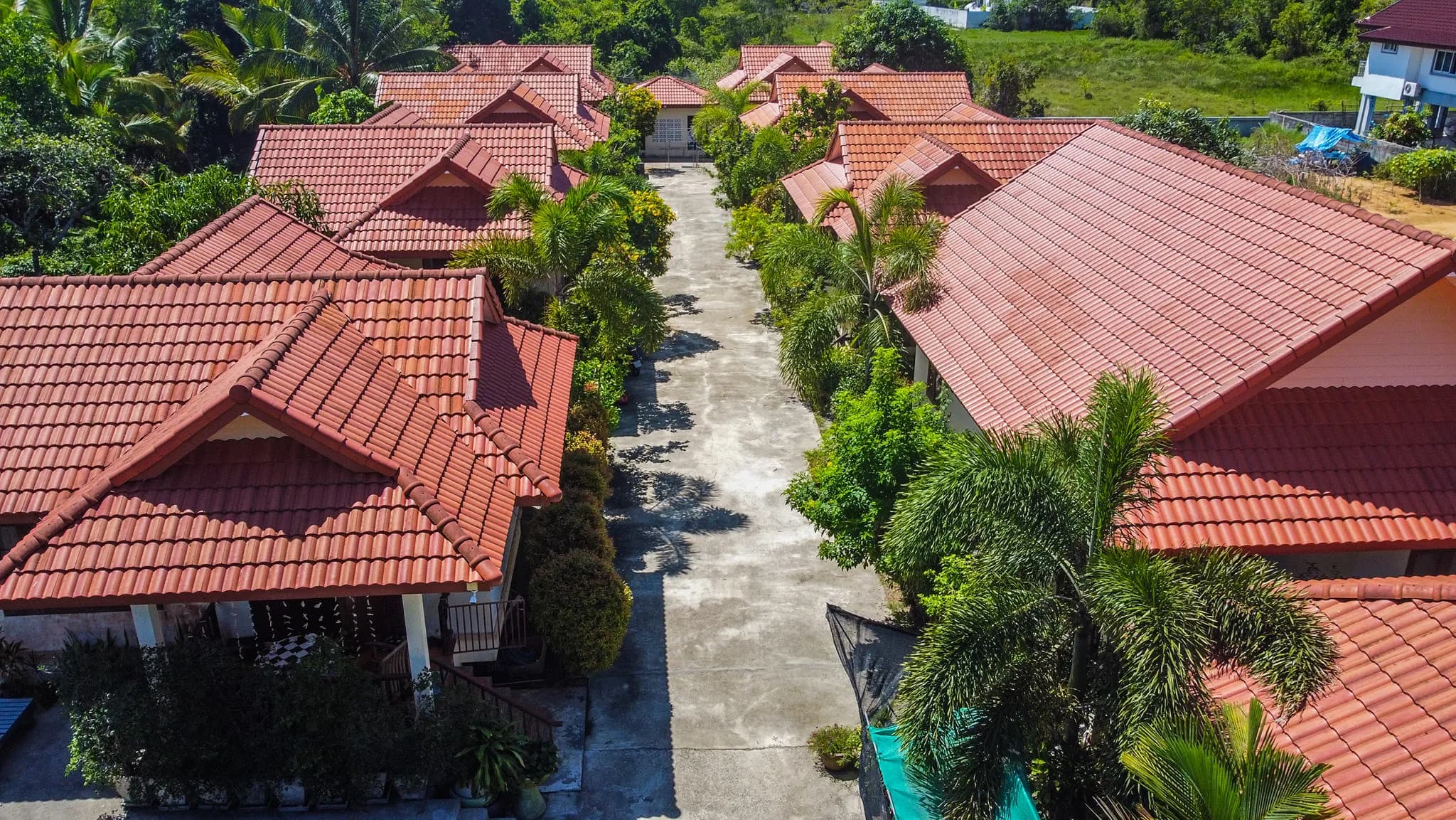 Small resort with 9 houses for sale 950 m from Lipa Noi beach – VIL0392 — view 1