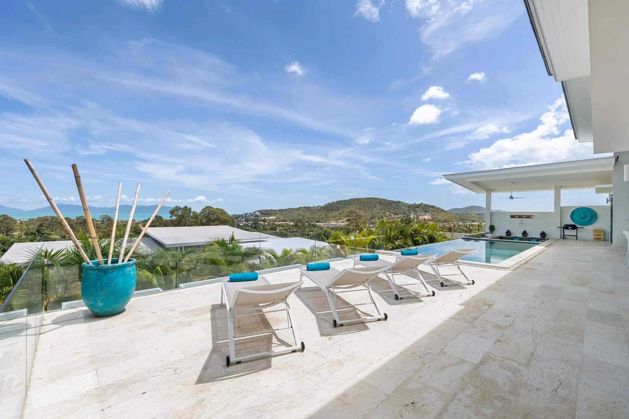 modern 3 bedroom sea view villa in the hills of Bophut – VIL0404 — vue 1