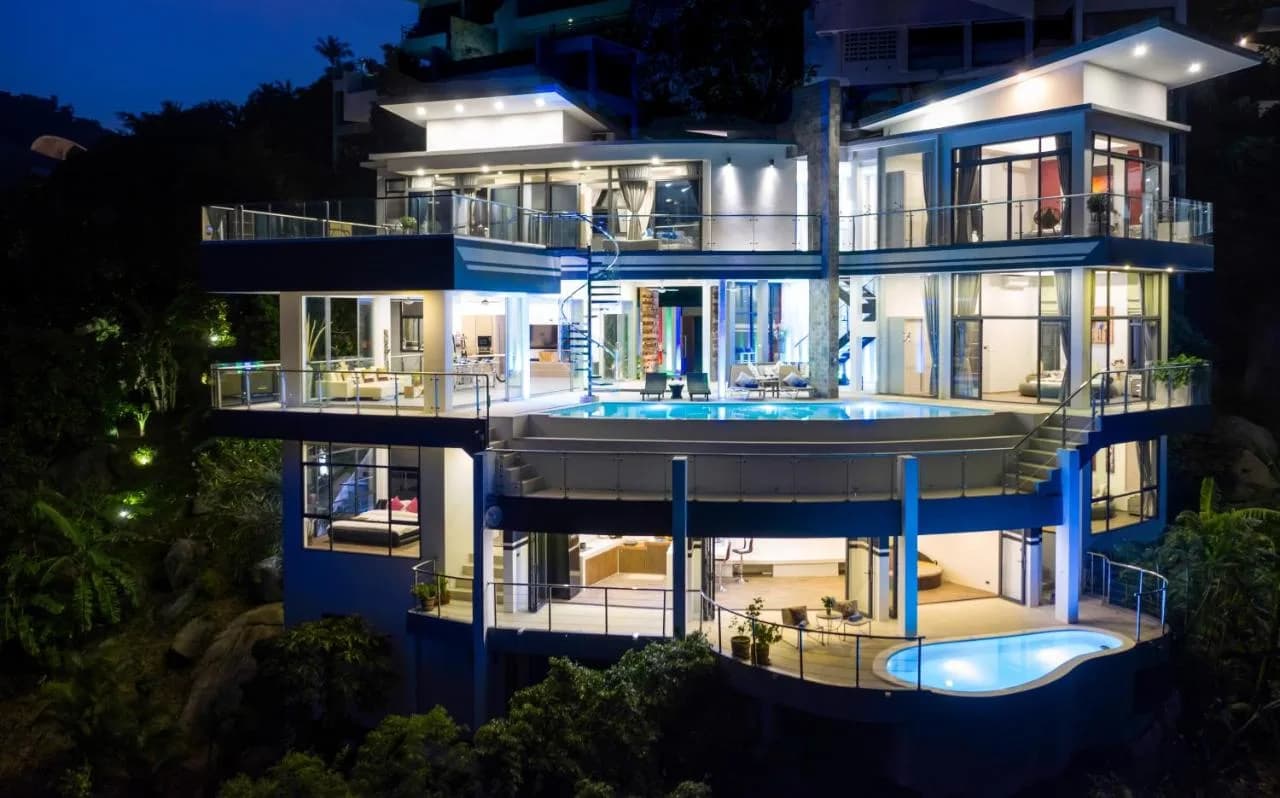 Huge 6 bedroom sea view villas with 2 private pools in Chaweng Noi – VIL0406 — vue 1