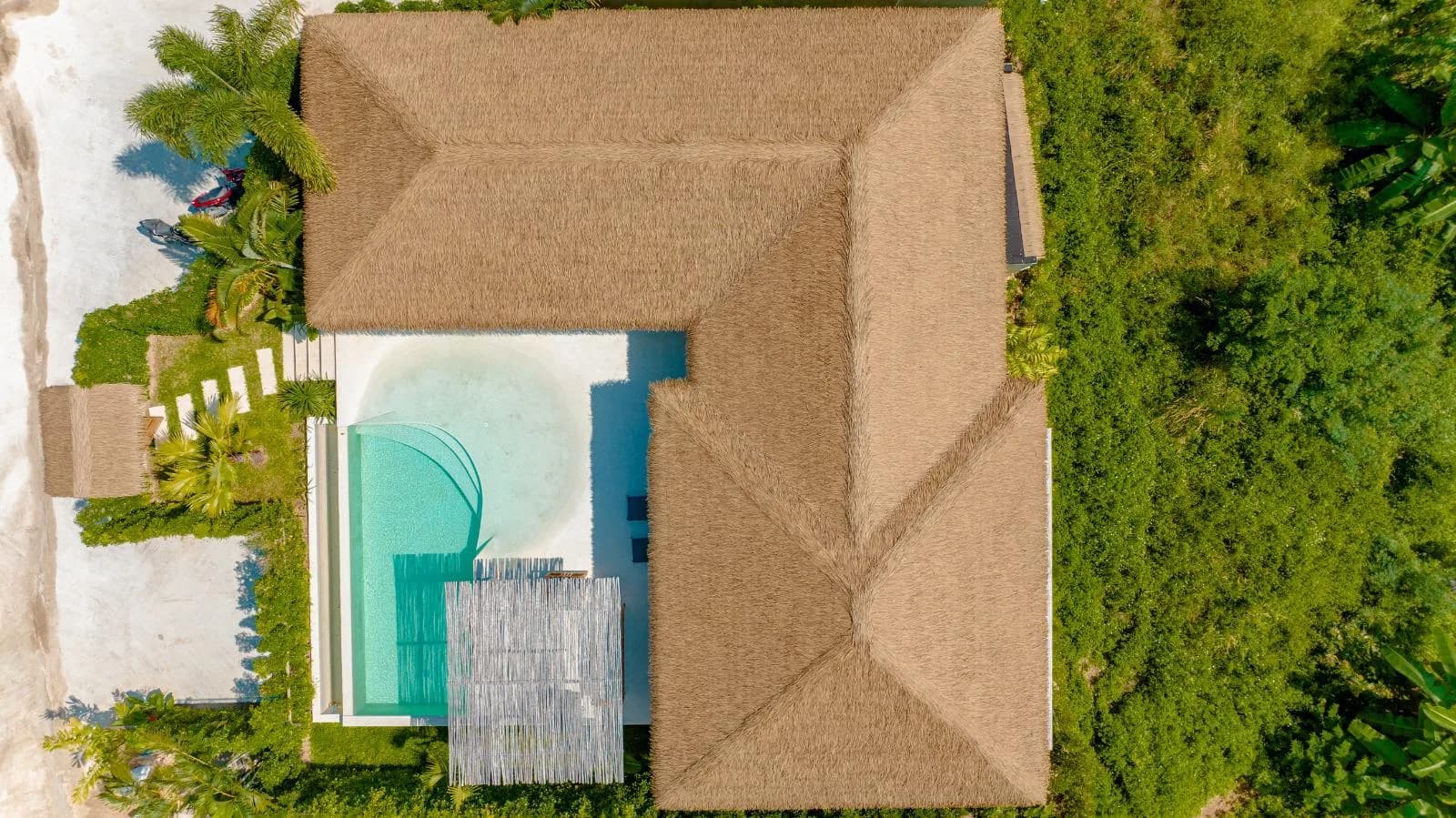 Ready to move in 3 bedroom Bali style villa with a private pool in Bophut – VIL0459 — vue 1