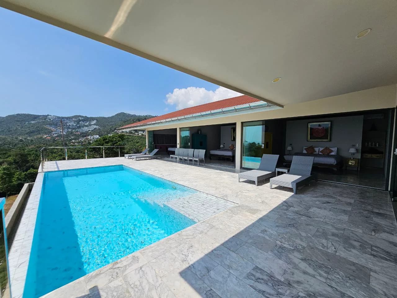 Modern 3 bedroom villa with stunning sea view only 4 minute drive from Chaweng Noi beach – VIL0470 — vue 1