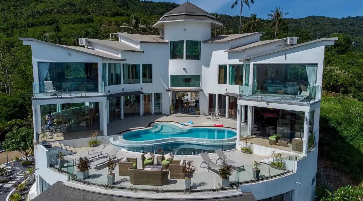 Huge 7 bedroom villa with sea views for sale in Bang Por – VIL0555 — vue 1