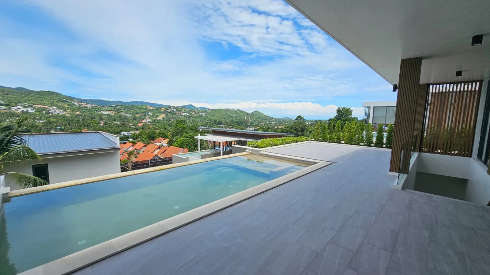 Newly built 3 bedroom villa with charming hills views in the central location – VIL0575 — vue 1