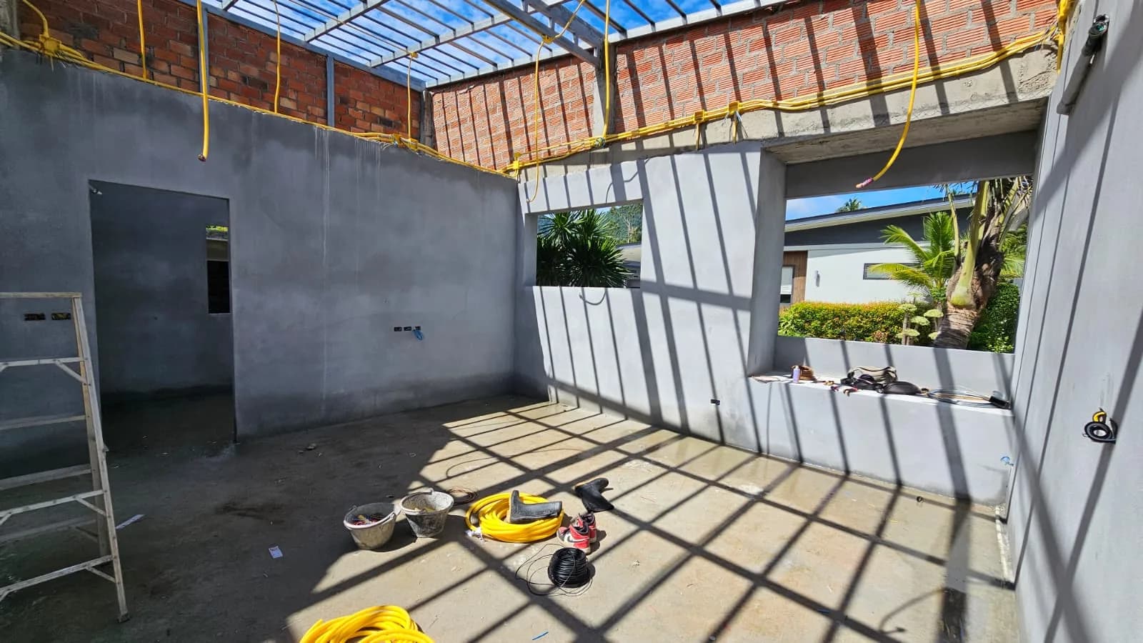 Almost completed 3 bedroom villa with a private pool on a big plot of land in Maenam – VIL0624 — vignette 3