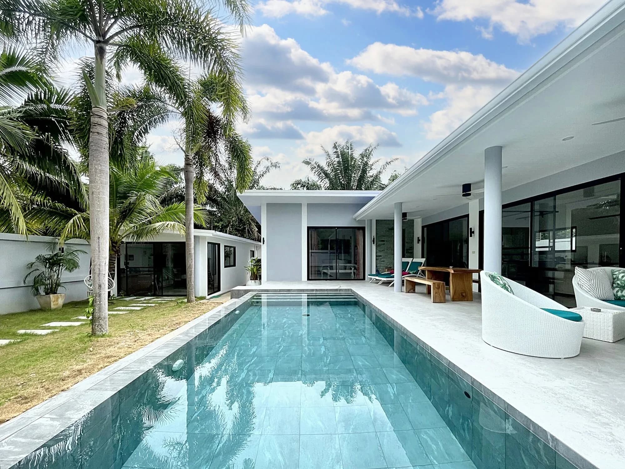 Recently renovated 4 bedroom villa with a pool in Lamai close to International schools – VIL0642 — vignette 2