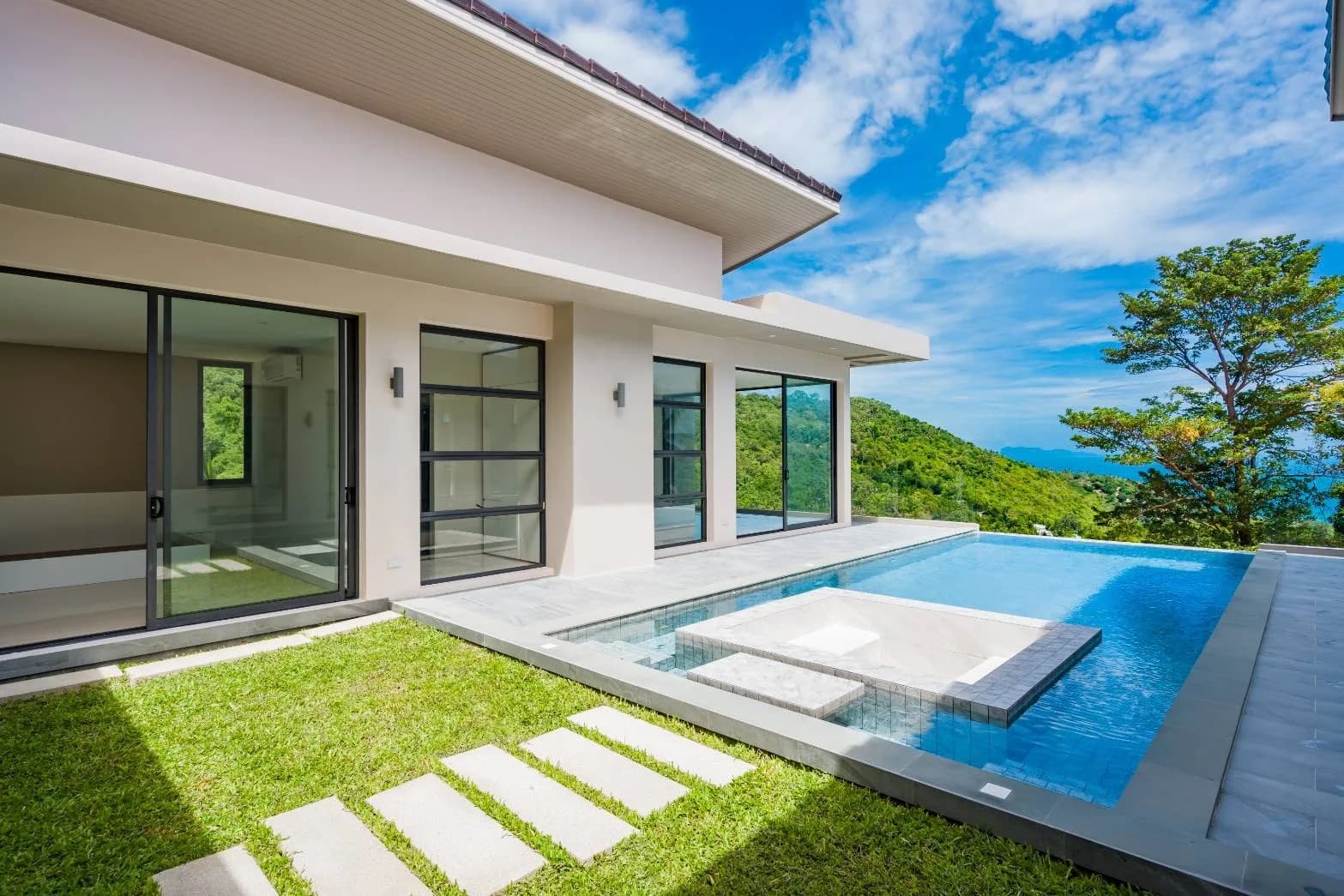 4 bedroom villa seaview in Bang por — vue 1